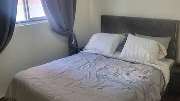 2 bedrooms, WiFi, bed sheets