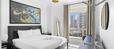 2 bedrooms, in-room safe, iron/ironing board, free WiFi