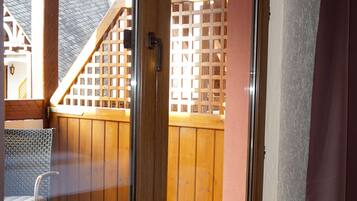 Standard-Doppelzimmer | Blick vom Balkon