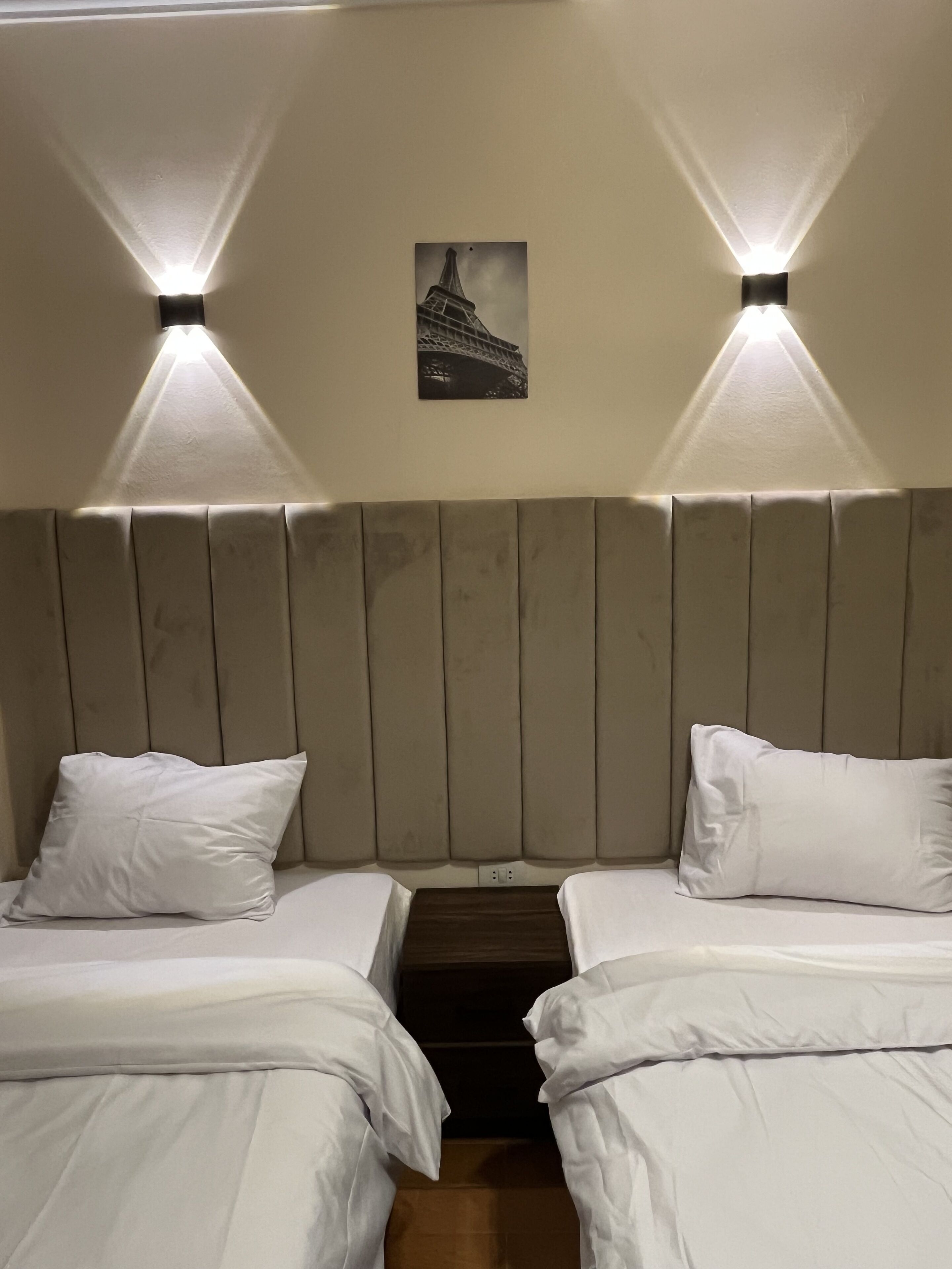 Foto - King Badr pyramids