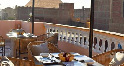 King Badr pyramids inn