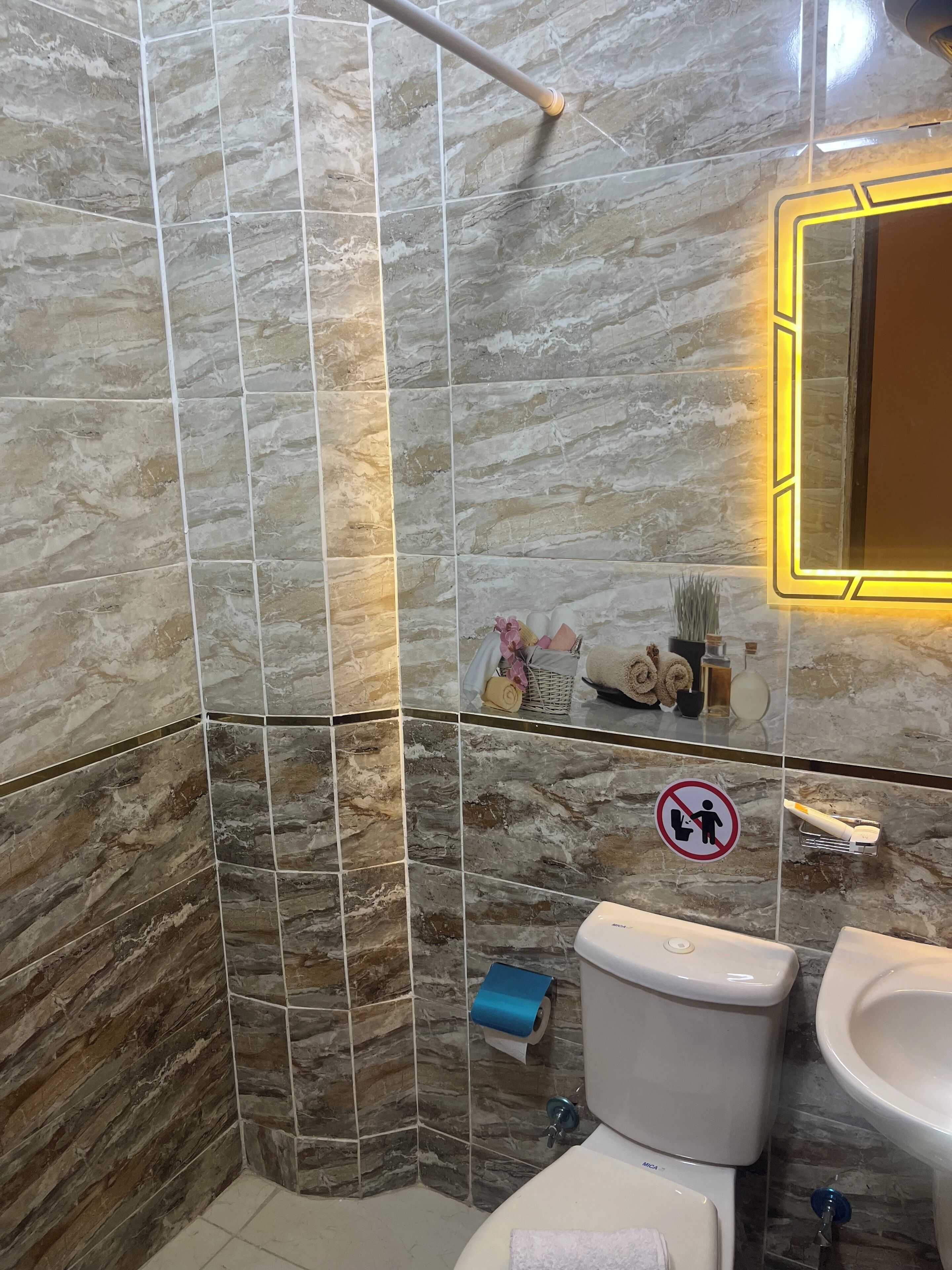 Foto - King Badr pyramids