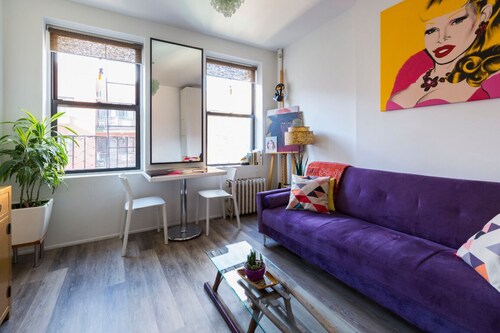 Charming and Artsy LES 1-Bedroom