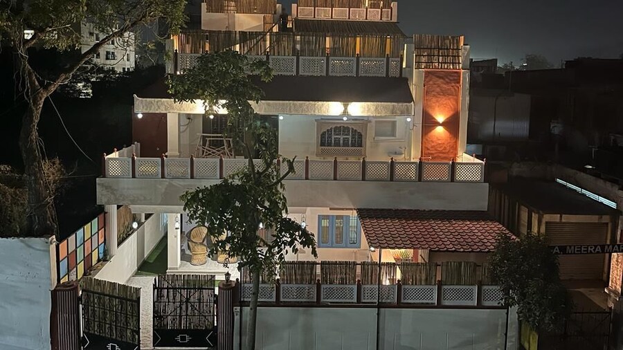 Ohh Hostler Jaipur