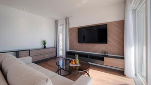 Unclassified image, 5 of 21, button - Horizon Two Bedroom Penthouse Hot tub (Becici)