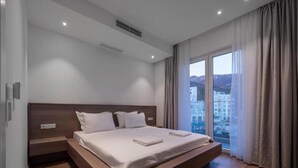 Unclassified image, 4 of 21, button - Horizon Two Bedroom Penthouse Hot tub (Becici)