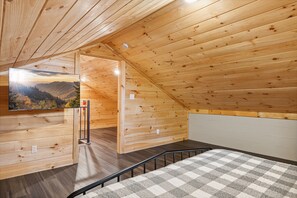2 bedrooms, iron/ironing board, free WiFi, bed sheets - 2 Bedroom with Fire Pit, Mountain View, WiFi and Private Game Room! (Sevierville)