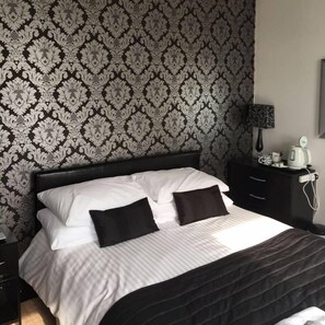 Double Room, Sea View - The Edelweiss Guest House (Douglas)