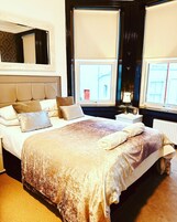 Doppia Superior | Biancheria da letto di alta qualità, una scrivania, postazione laptop