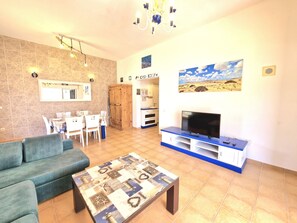 Smart TV - Casa Kody - with BBQ, Fiber optic, private parking and silence.  (La Oliva)