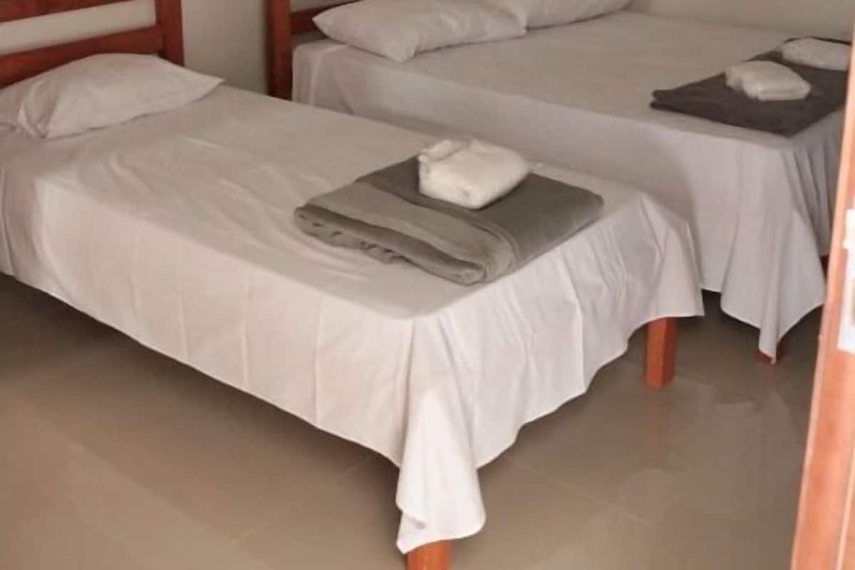 Basic-Doppel- oder -Zweibettzimmer