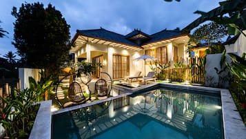 Front of property – evening/night