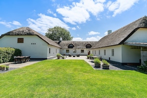 Front of property - Schellerup Gård (Herning)