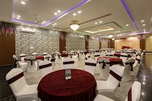 Banquet hall - Hotel La Mirage (Noida)