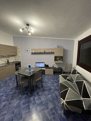 Interior - Accogliente Appartamento Immerso nel Verde a Pochi Passi Dalla Spiaggia (Santa Margherita di Pula)