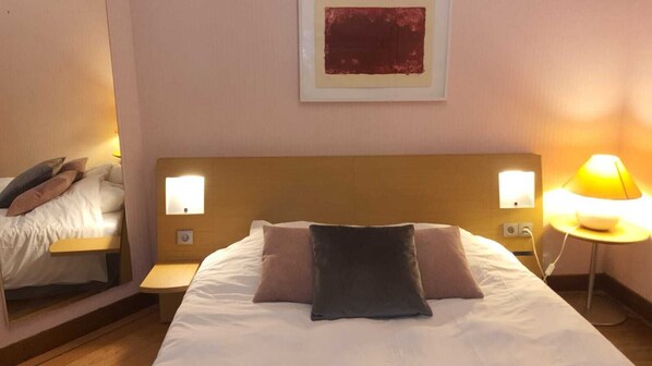 1 bedroom, desk, iron/ironing board, free WiFi