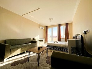 Free WiFi - Life Artemis Bornova (Izmir)