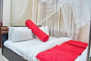 Deluxe Double Room, 1 Queen Bed, Non Smoking, Courtyard View | Desk, laptop workspace, iron/ironing board, free WiFi - KASHA Premier Lodges (Lilongwe)