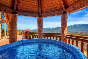 Baignoire à remous extérieure