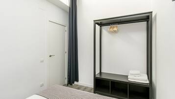 2 soverom, strykejern/-brett, reiseseng for barn og wi-fi (inkludert)