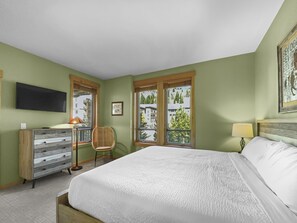 Condo, 2 Bedrooms | 2 bedrooms, laptop workspace, iron/ironing board, free WiFi