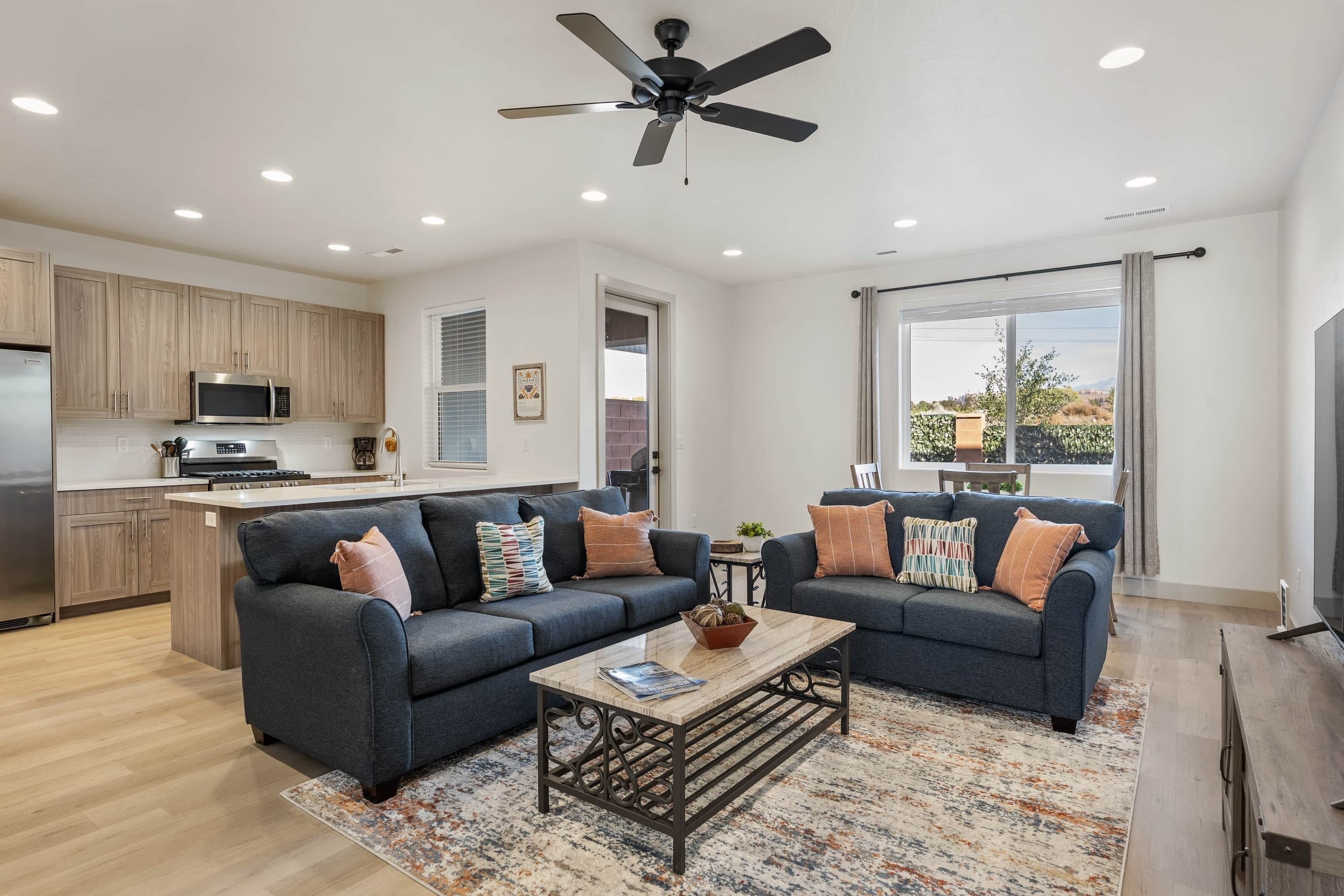 Townhome, 3 Bedrooms | Living area