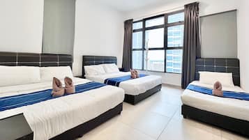 3 bedrooms, iron/ironing board, WiFi, bed sheets