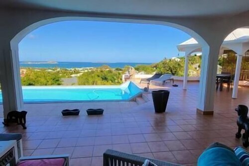 RESIDENCE VILLA SEA PEARL, 3 ROOMS, ORIENT BAY