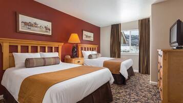 2 bedrooms, in-room safe, iron/ironing board, WiFi