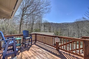 House (2 Bedrooms) | Interior - Hilltop Sanctuary ~ 1 Mi to Beech Mountain Slopes! (Banner Elk)