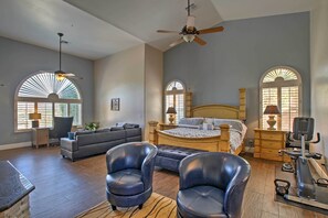 House (6 Bedrooms) | Interior - Luxe Scottsdale Home w/ Pool & Mountain Views! (Scottsdale)