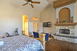 House (6 Bedrooms) | Interior - Luxe Scottsdale Home w/ Pool & Mountain Views! (Scottsdale)