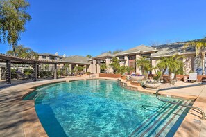 Apartment (2 Bedrooms) | Interior - Chic Resort-style Condo: Walk to Papago Park! (Phoenix)