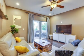 Apartment (2 Bedrooms) | Interior - Chic Resort-style Condo: Walk to Papago Park! (Phoenix)