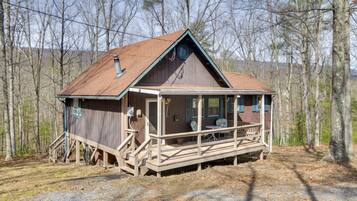 House (1 Bedroom) | Front of property