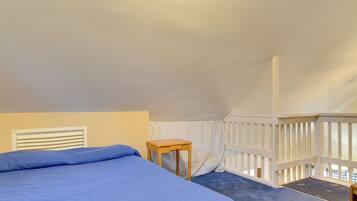 House (1 Bedroom) | Interior