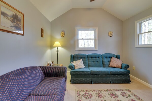 House (1 Bedroom) | Interior - Mountain Retreat w/ Loft, Fire Pit, & Grill (Delray)