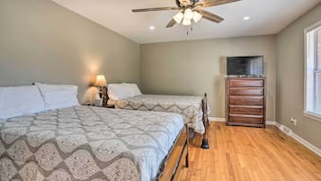 ู
ูุฒู (4 Bedrooms) | ุงูู
ูุดุฃุฉ ู
ู ุงูุฏุงุฎู