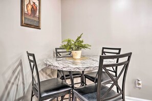 Rumah (4 Bedrooms) | Interior