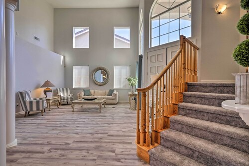 Family-friendly Modesto Home w/ Grill & Yard