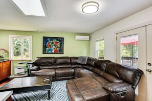 House (1 Bedroom) | Interior
