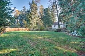 House (1 Bedroom) | Interior - Charming Unit w/ Deck ~ 3 Mi to Lake Washington! (Newcastle)