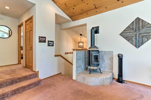 Interior - Forest Views & Beach Access: Family Truckee Gem (Truckee)