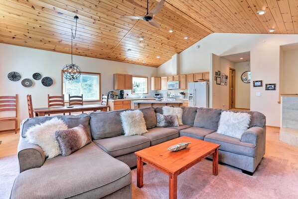 Interior - Forest Views & Beach Access: Family Truckee Gem (Truckee)