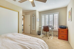 Apartment (2 Bedrooms) | Interior - Luxe Desert Falls Country Club Condo w/ Mtn Views! (Palm Desert)