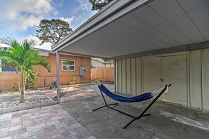 Interior - St. Petersburg Escape - 3 Miles to the Beach! (St. Petersburg)