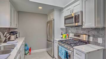 Nhà (3 Bedrooms) | Nội thất