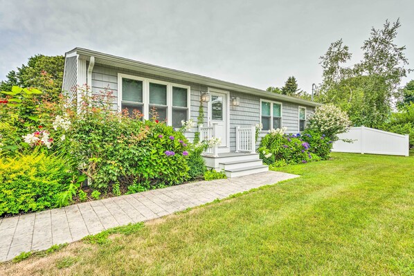 House (3 Bedrooms) | Front of property