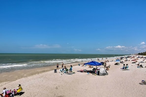 Apartment (0 Bedroom) | Interior - Naples Studio: 1 Block to Beach & Restaurants! (Naples)