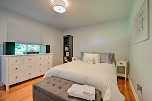 House (3 Bedrooms) | Interior